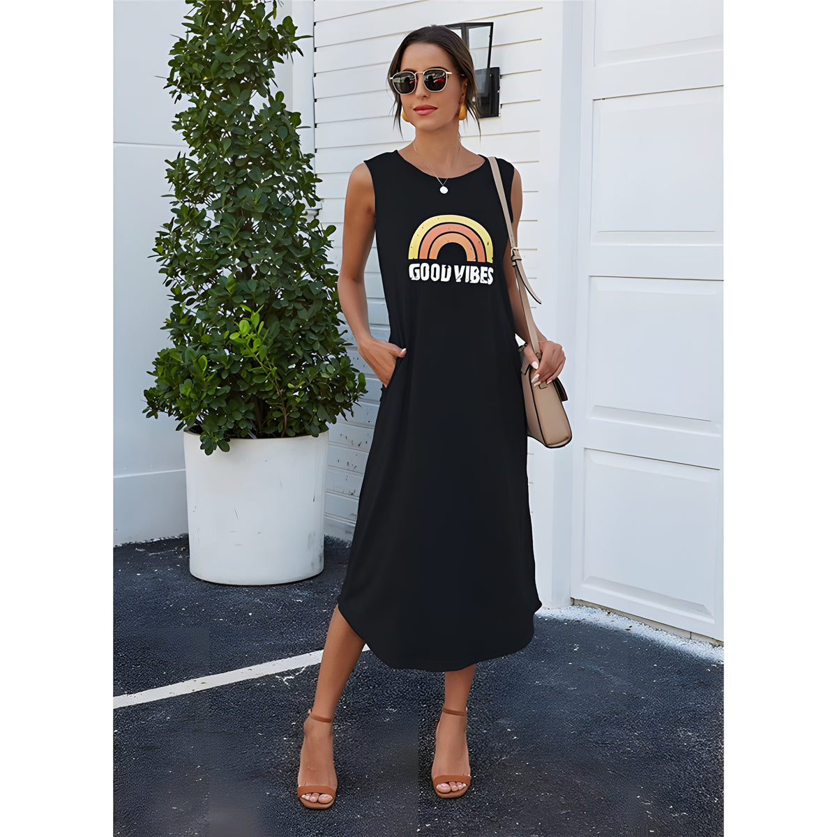 Robe longue hippie noire imprimé arc-en-ciel, poches et ourlet fendu