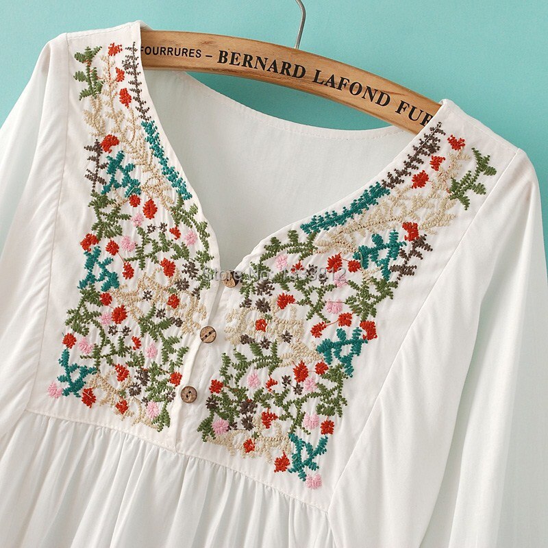 Hippie geborduurde tuniek