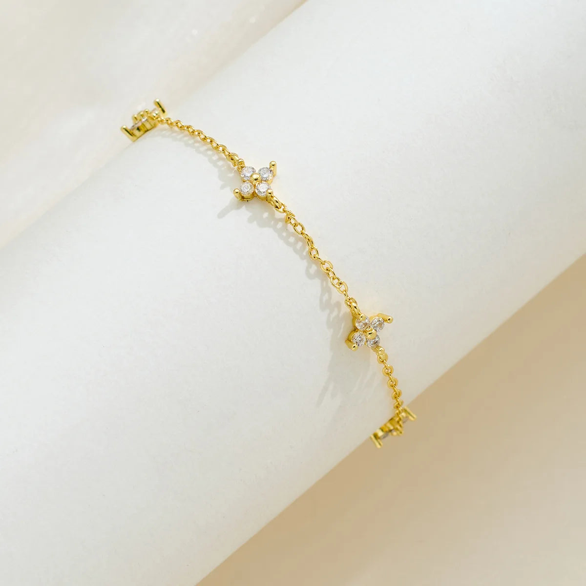 Bracelet trèfle zircon