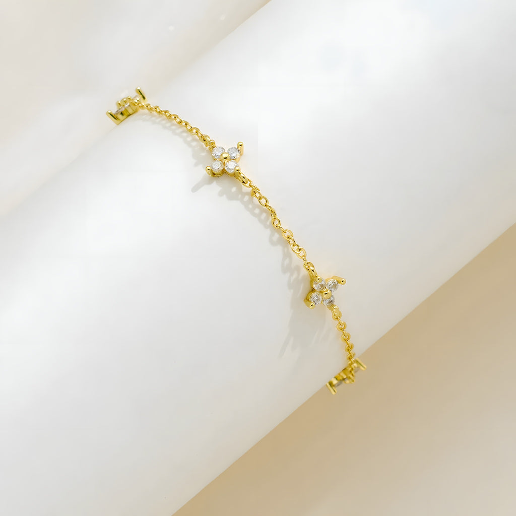 Bracelet Trèfle 4 Feuilles à Zircons Scintillants