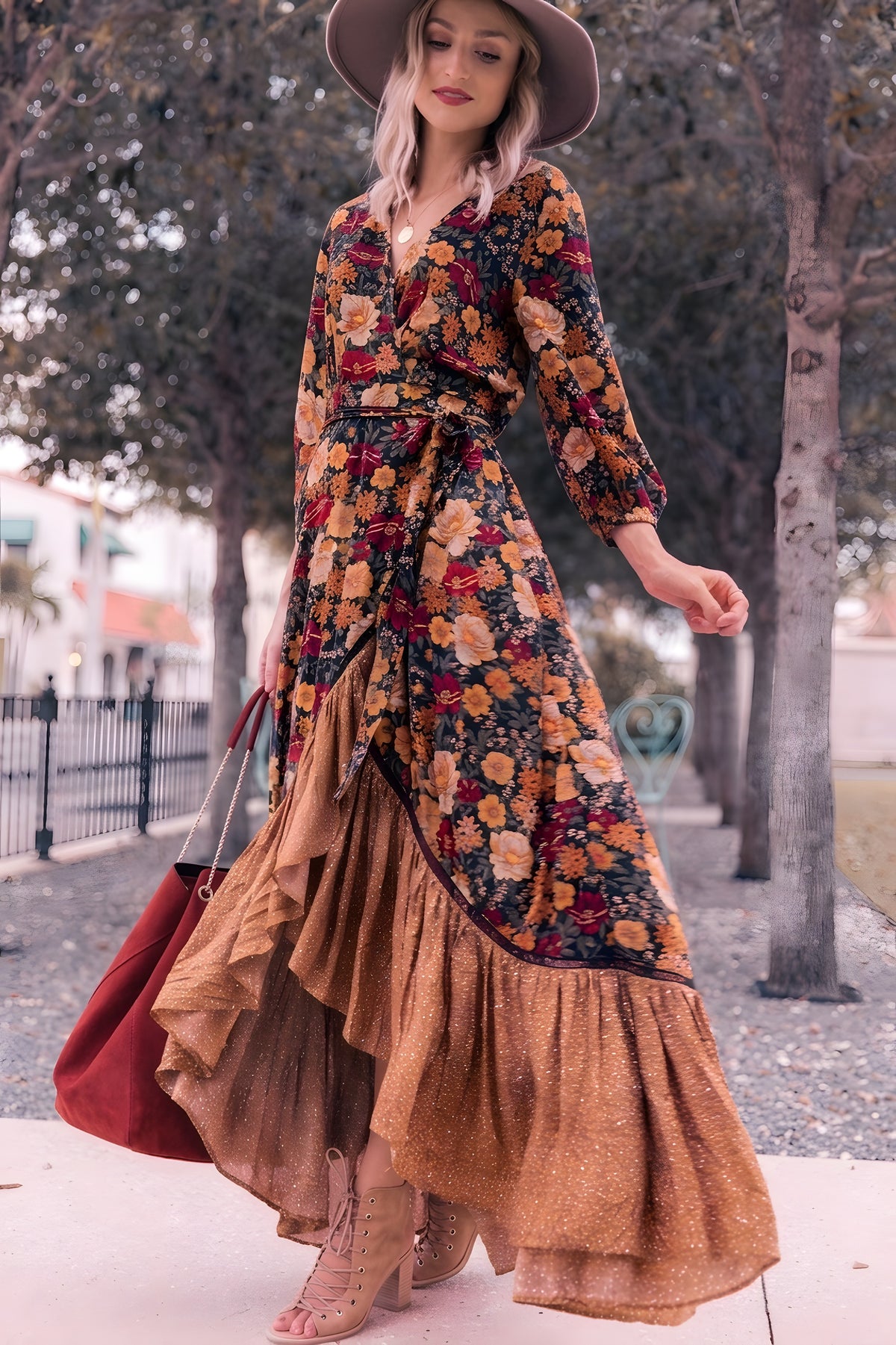 Robe Longue Hippie Chic Automne · Portefeuille Fleuri