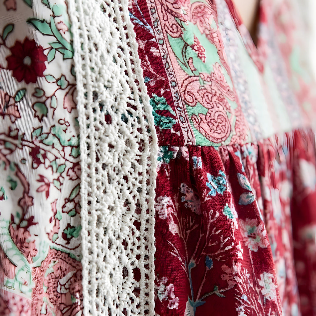 Blouse Hippie Fleurie en Dentelle Crochet