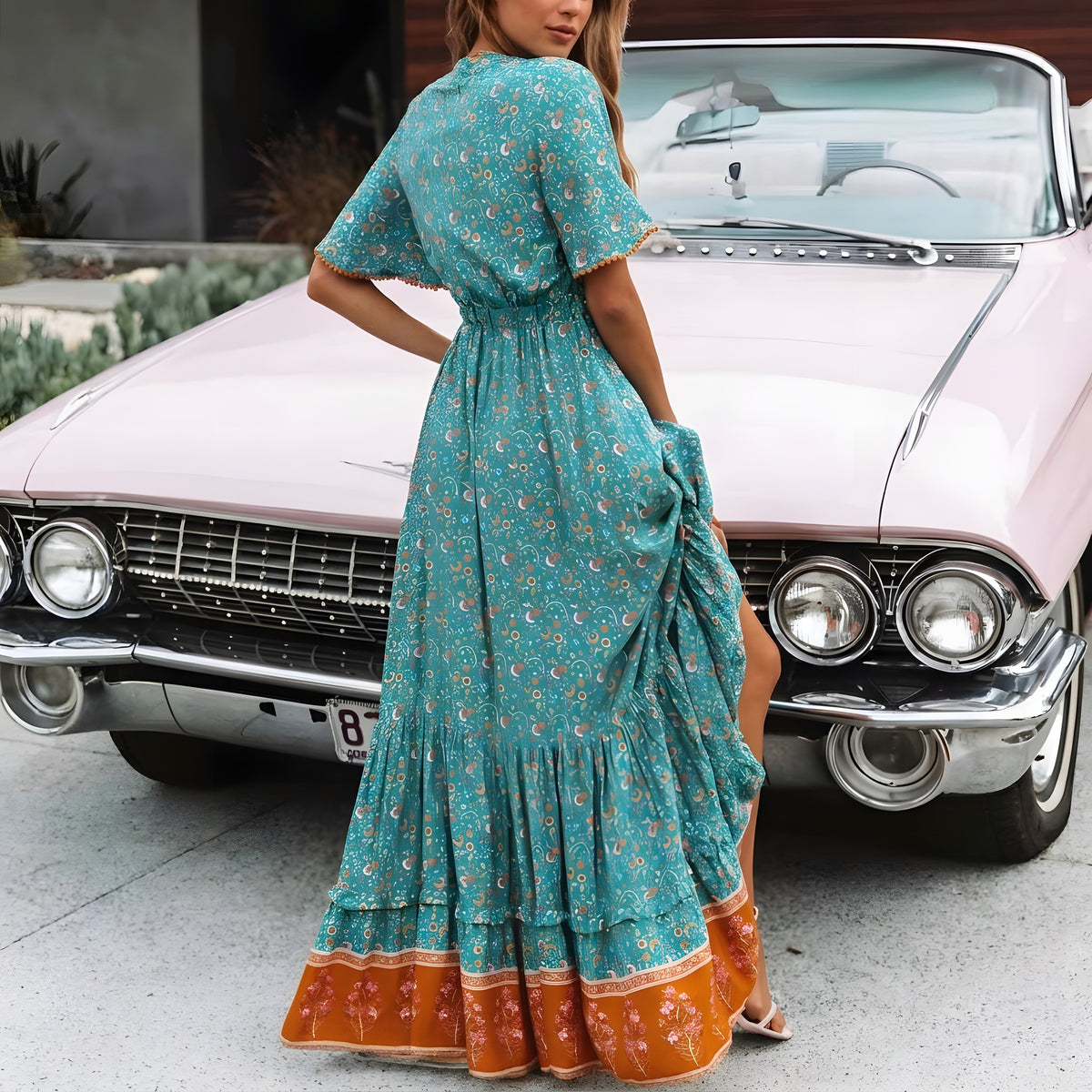 Hohes Hippie-Kleid