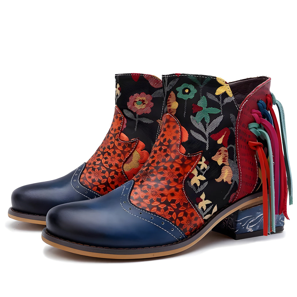 Bottines bohèmes en cuir, paire de face, motif fleuri et franges multicolores