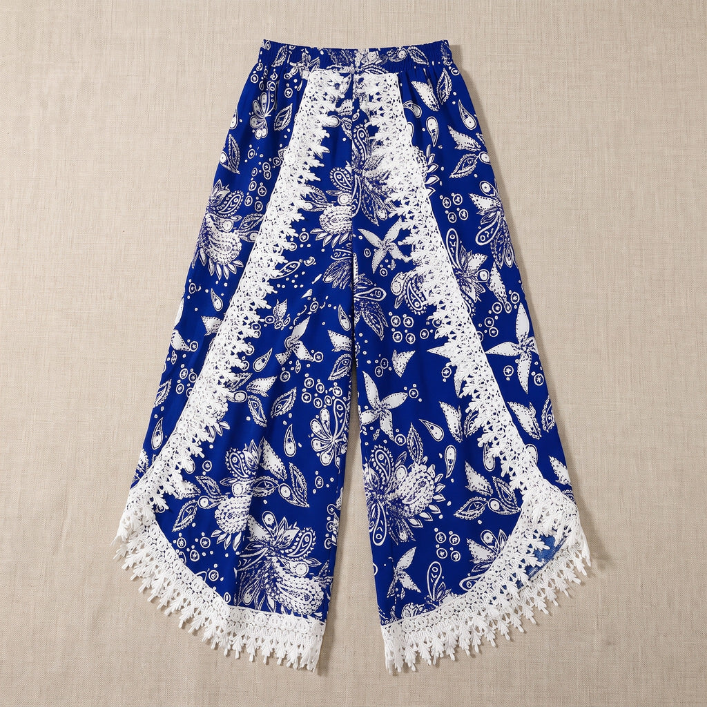 Pantalon hippie large bleu et blanc bordure crochet, à plat