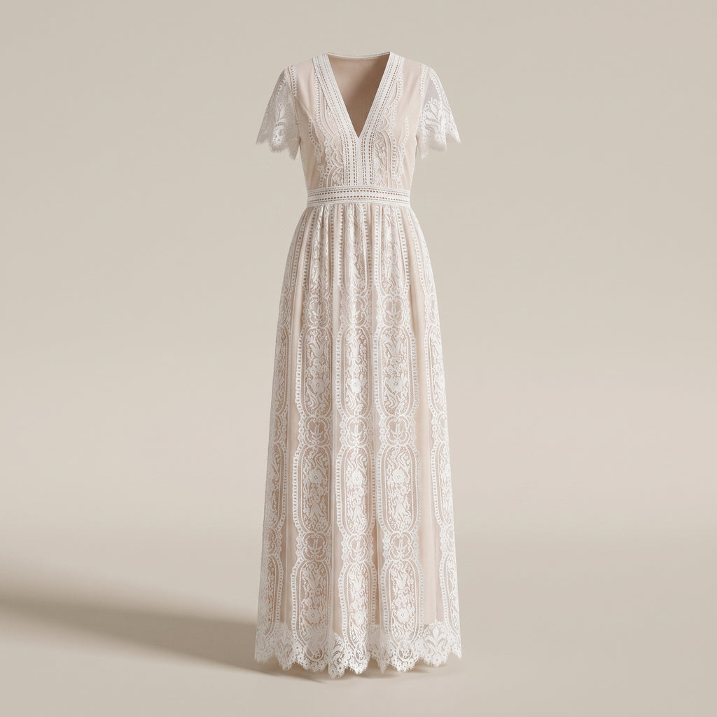 Robe longue bohème en dentelle blanche, vue ghost mannequin