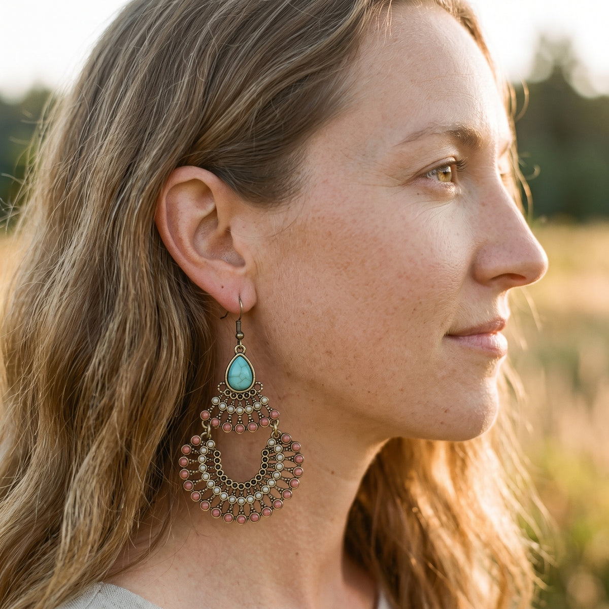 Boucles oreilles hippie chic turquoise portees a l oreille femme boheme