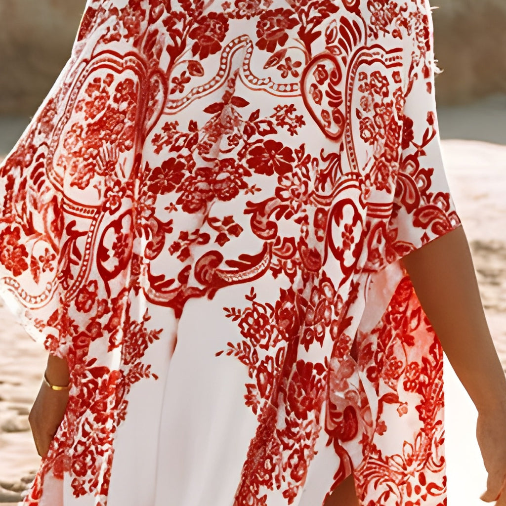 Gros plan de l'imprimé floral porcelaine du kimono
