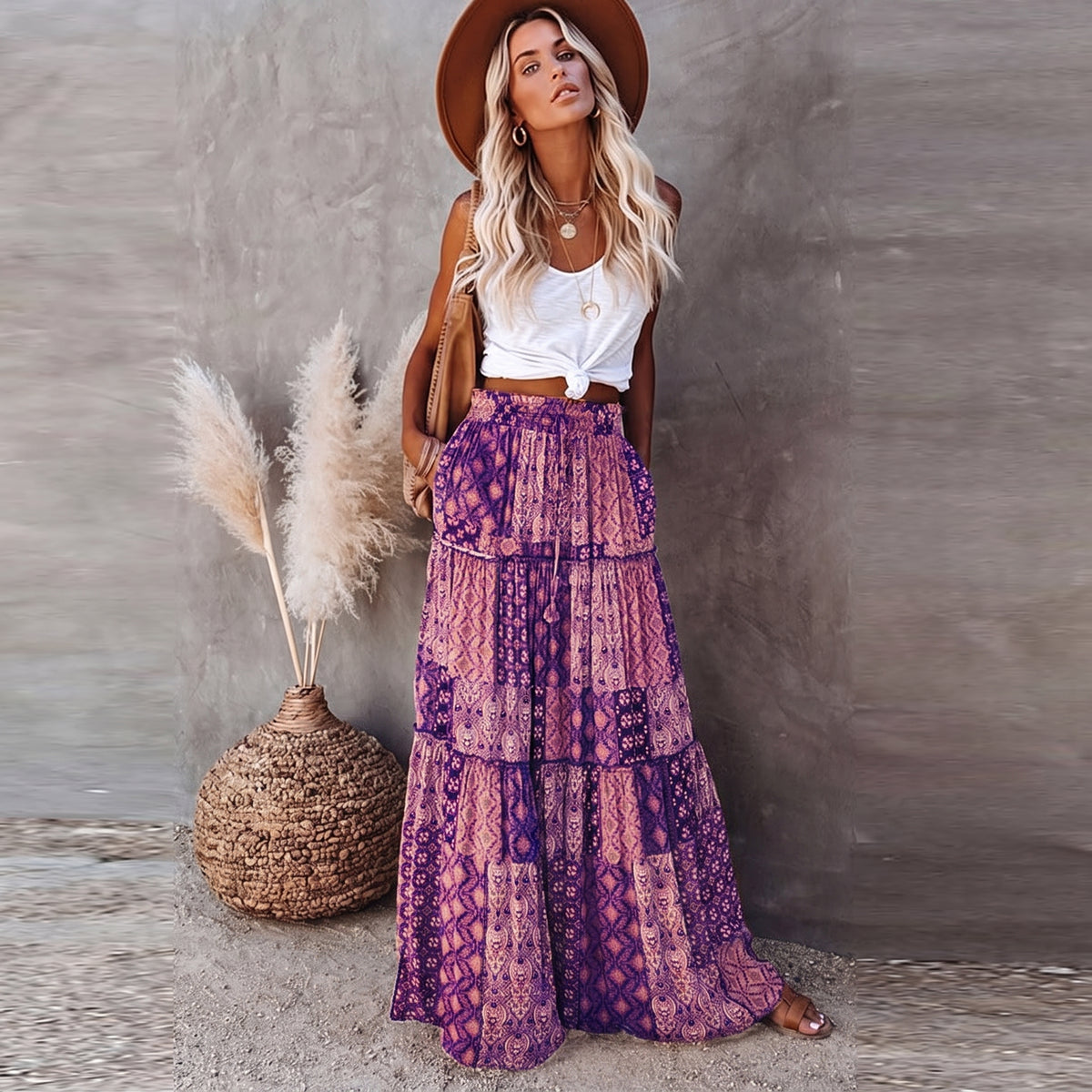 Jupe longue hippie bohème à volants violet, portée